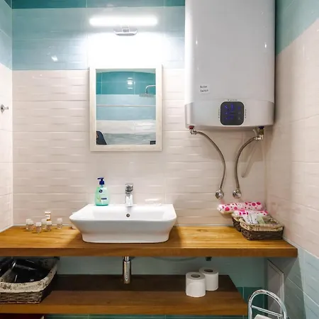 Apartment Lovely Cozy 2bd Near The Center Of